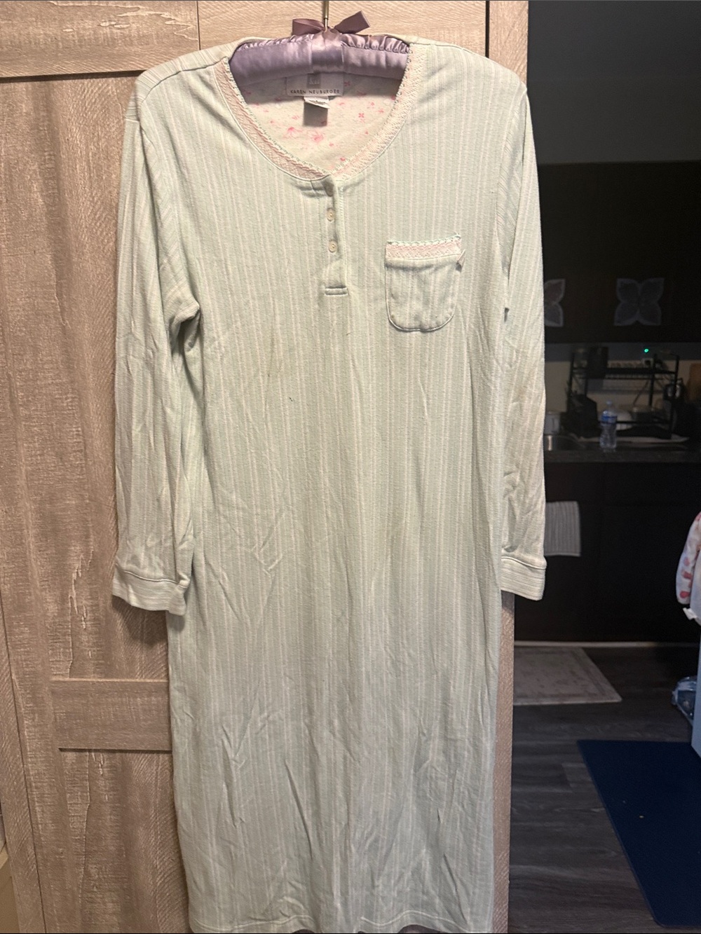 Karen Neuburger Light Mint Green Long Sleeve Nightgown
